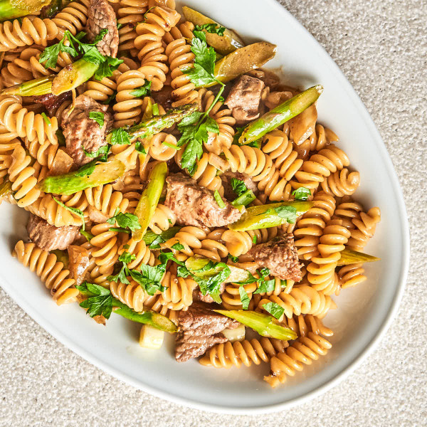 Fusilli con vitello alla panna